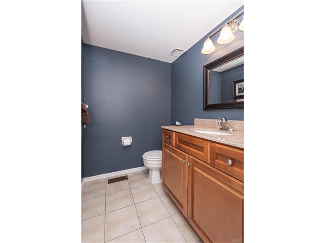 855 Pontoison Dr, Manchester, MO 63021 photo 8