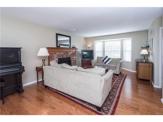855 Pontoison Dr, Manchester, MO 63021 photo 6