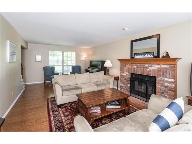 855 Pontoison Dr, Manchester, MO 63021 photo 7