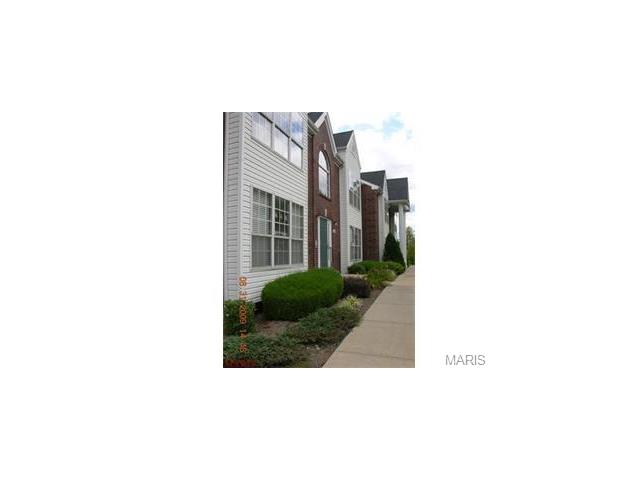 1614 Forest Spgs #D, Ballwin, MO 63021 photo 1