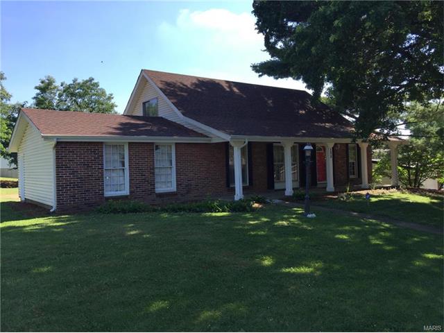 5272 Priorybrook Rd, Black Jack, MO 63033 photo 2