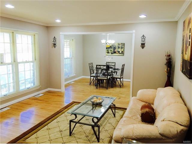 5272 Priorybrook Rd, Black Jack, MO 63033 photo 9