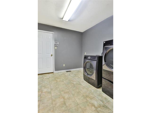 263 Windy Acres Estates Dr, Ballwin, MO 63021 photo 23