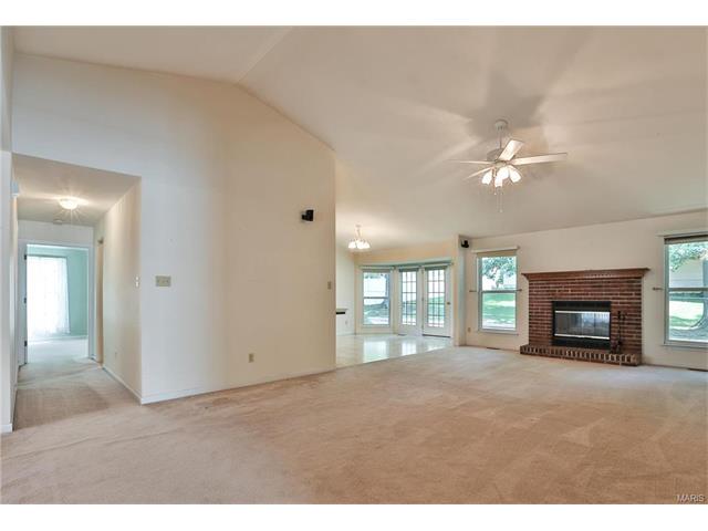 263 Windy Acres Estates Dr, Ballwin, MO 63021 photo 5