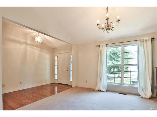 263 Windy Acres Estates Dr, Ballwin, MO 63021 photo 10