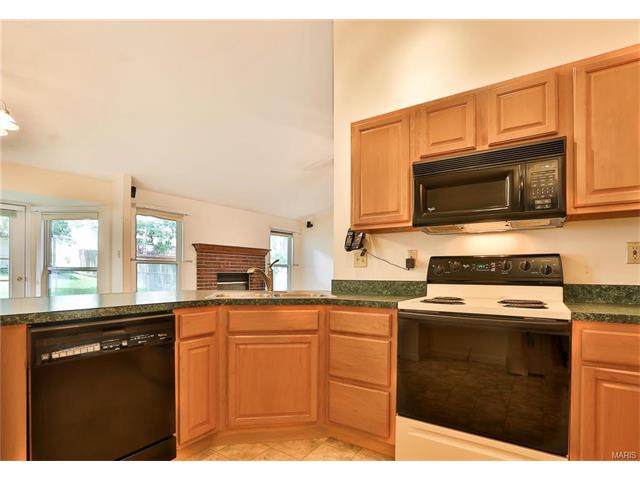 263 Windy Acres Estates Dr, Ballwin, MO 63021 photo 7