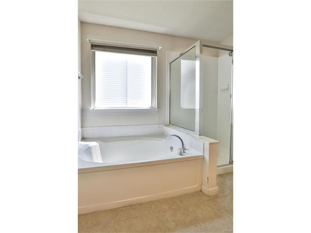 263 Windy Acres Estates Dr, Ballwin, MO 63021 photo 14