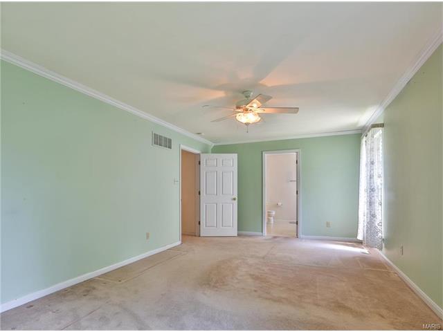 263 Windy Acres Estates Dr, Ballwin, MO 63021 photo 12