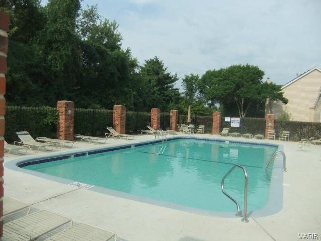 1308 Holgate Dr #3G, Ballwin, MO 63021 photo 12