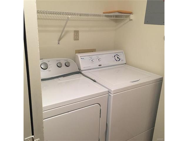 1308 Holgate Dr #3G, Ballwin, MO 63021 photo 9