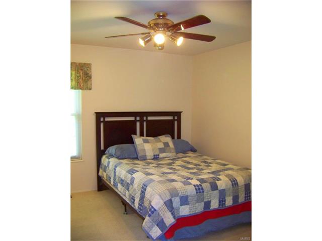 1209 Blackwatch, Ballwin, MO 63021 photo 8