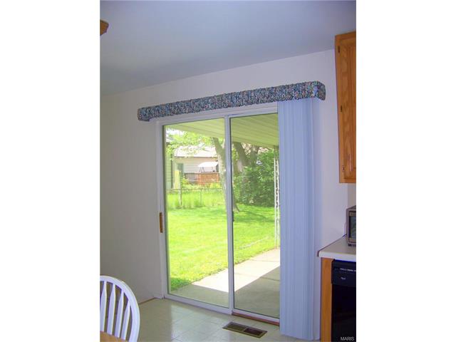 1209 Blackwatch, Ballwin, MO 63021 photo 7