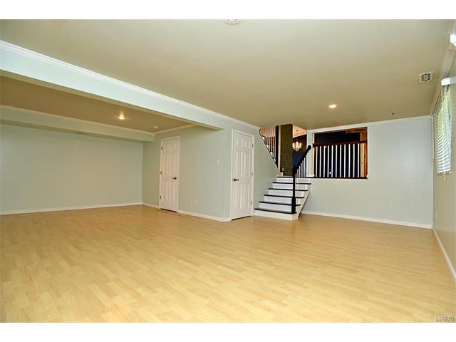 766 Sulphur Spring Ct, Ballwin, MO 63021 photo 29