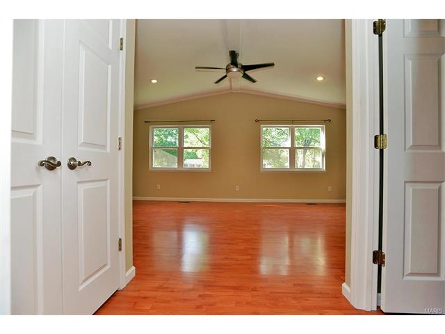 766 Sulphur Spring Ct, Ballwin, MO 63021 photo 25