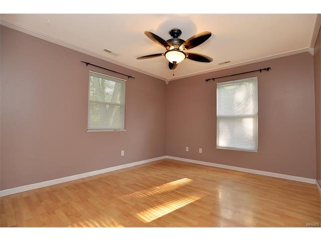766 Sulphur Spring Ct, Ballwin, MO 63021 photo 11