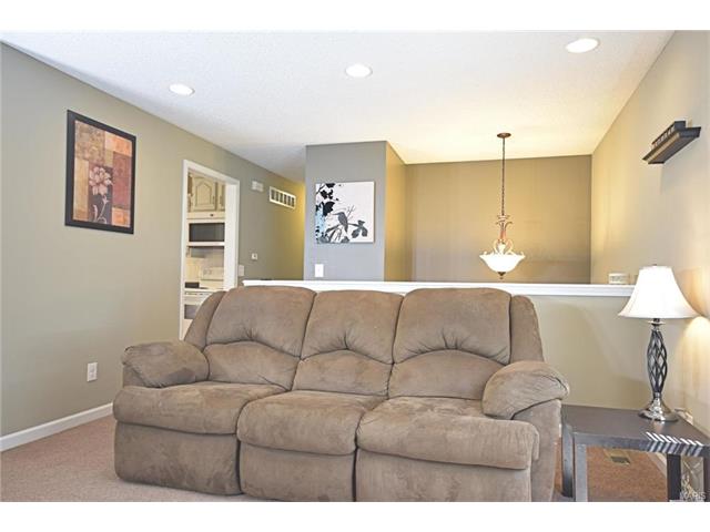 17 Chip Dr, O'fallon, MO 63366 photo 3
