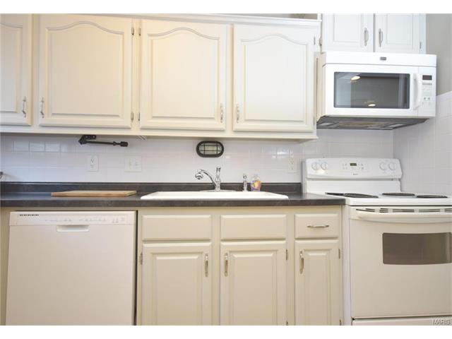 17 Chip Dr, O'fallon, MO 63366 photo 7