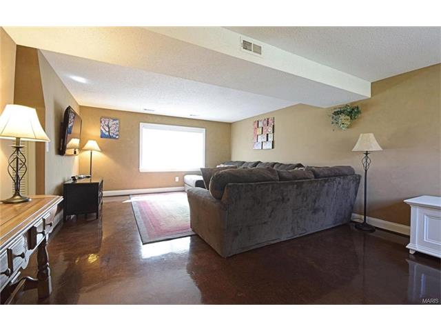 17 Chip Dr, O'fallon, MO 63366 photo 16