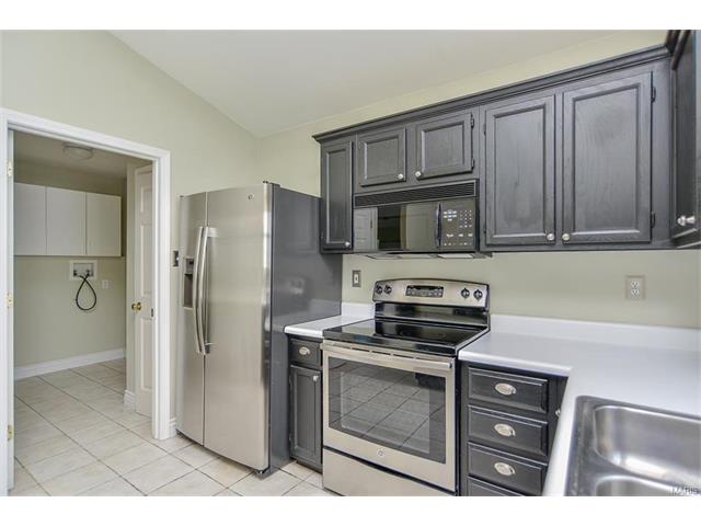 16357 Cherry Orchard Dr, Grover, MO 63040 photo 8