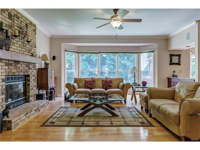 1746 Timber Ridge Ests, Ballwin, MO 63011 photo 8