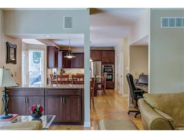 1746 Timber Ridge Ests, Ballwin, MO 63011 photo 12