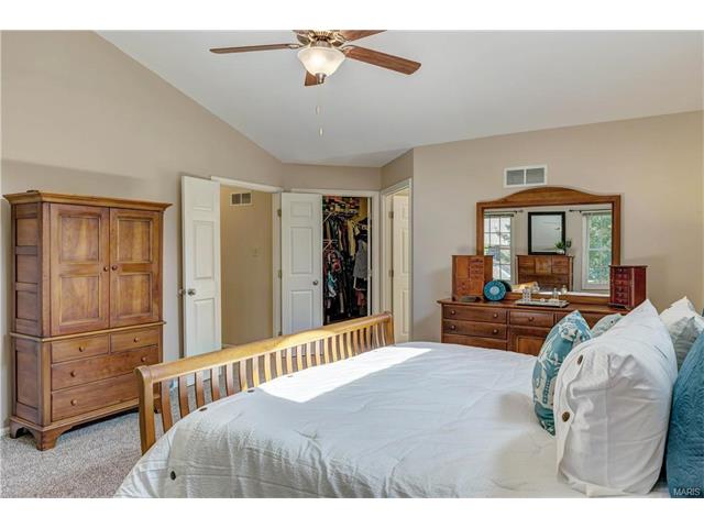 1746 Timber Ridge Ests, Ballwin, MO 63011 photo 22