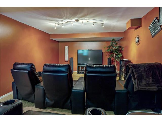 1746 Timber Ridge Ests, Ballwin, MO 63011 photo 36