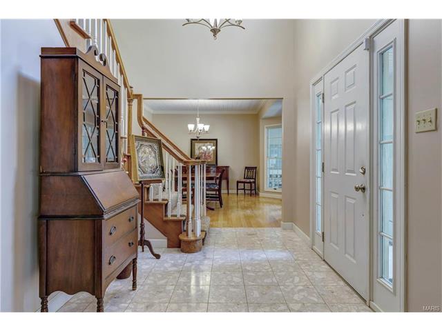 1746 Timber Ridge Ests, Ballwin, MO 63011 photo 2