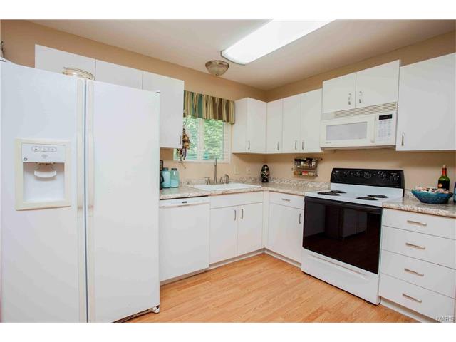 45 N Kern, O'fallon, MO 63366 photo 3