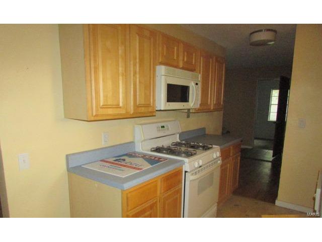 703 Highland Dr, O'fallon, MO 63366 photo 8