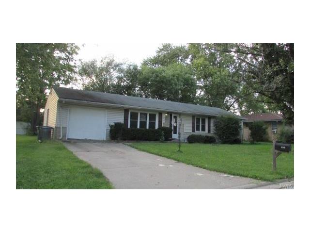 703 Highland Dr, O'fallon, MO 63366 photo 1