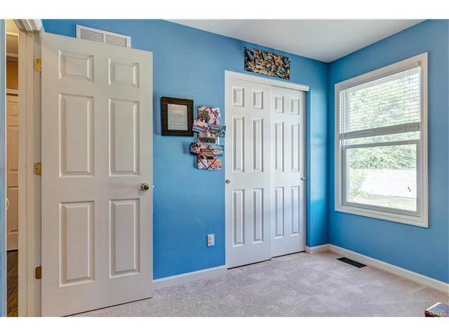 493 Chatham Dr, O'fallon, MO 63366 photo 16
