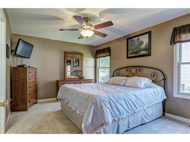 493 Chatham Dr, O'fallon, MO 63366 photo 11