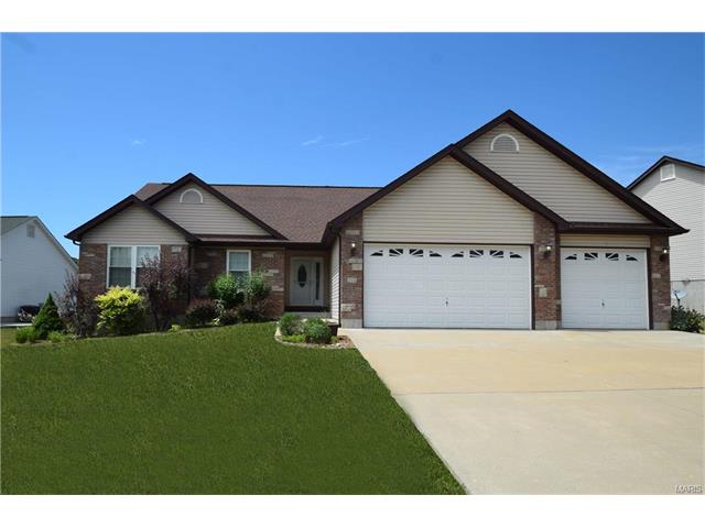 211 Longleaf Pine Dr, Festus, MO 63028 photo 1