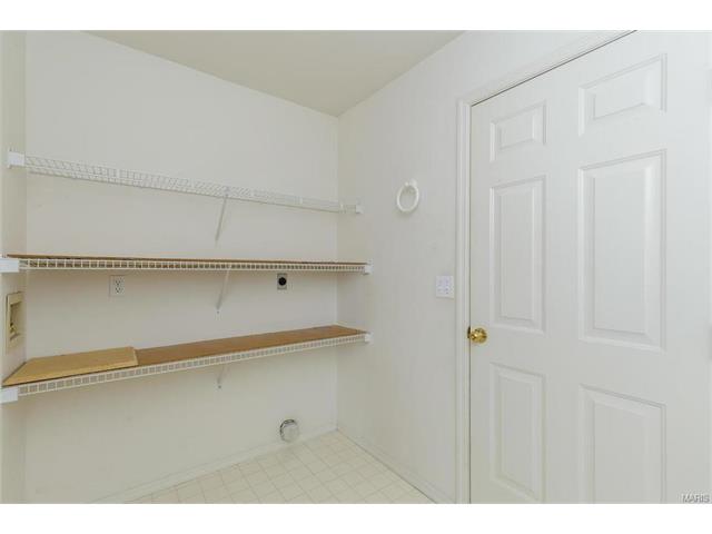 2 Royallcrest Ct, O'fallon, MO 63368 photo 22