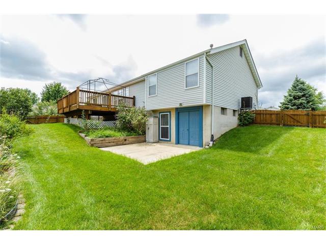2 Royallcrest Ct, O'fallon, MO 63368 photo 6