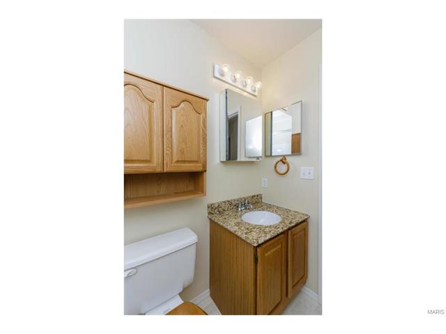 2 Royallcrest Ct, O'fallon, MO 63368 photo 27