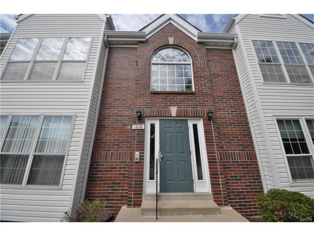 1626 Forest Springs Ln #D, Ballwin, MO 63021 photo 1