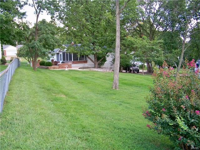 58 Oak Hill Dr, Ellisville, MO 63021 photo 4