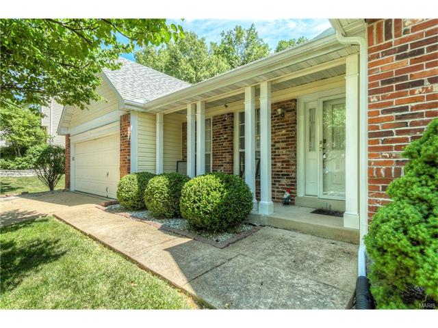 16505 Thunderhead Canyon Ct, Ballwin, MO 63011 photo 2