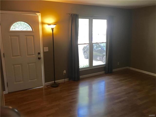 305 Wild Winds Dr, O'fallon, MO 63368 photo 2