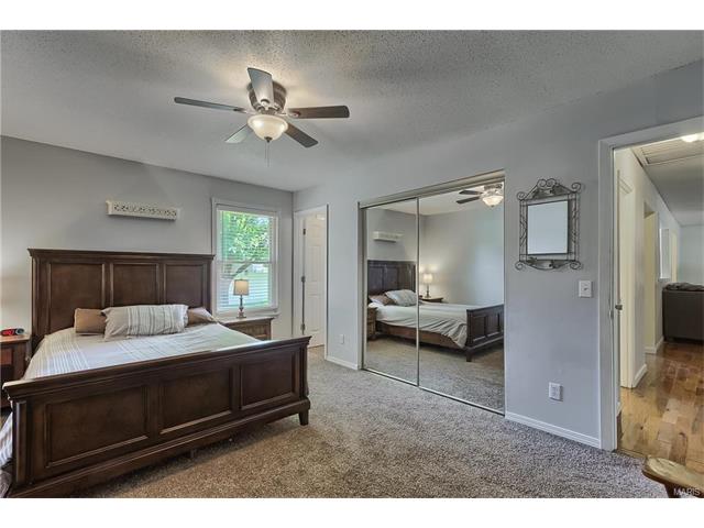 10 King Cir, O'fallon, MO 63366 photo 15