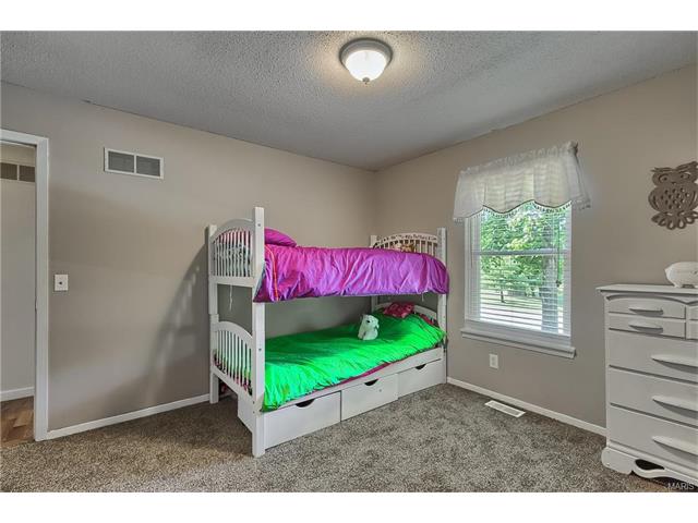 10 King Cir, O'fallon, MO 63366 photo 18