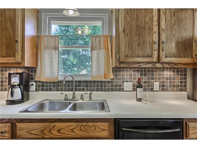 10 King Cir, O'fallon, MO 63366 photo 11