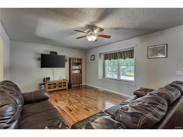 10 King Cir, O'fallon, MO 63366 photo 5