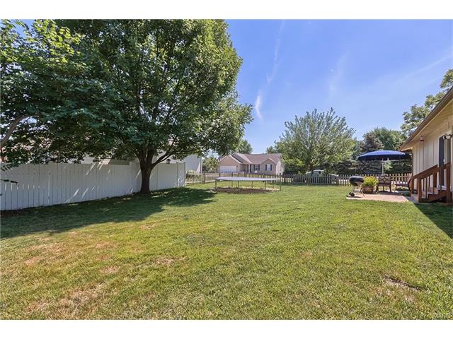 10 King Cir, O'fallon, MO 63366 photo 32