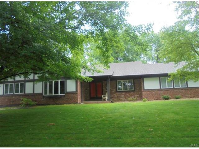 549 Kenilworth, Ballwin, MO 63011 photo 1