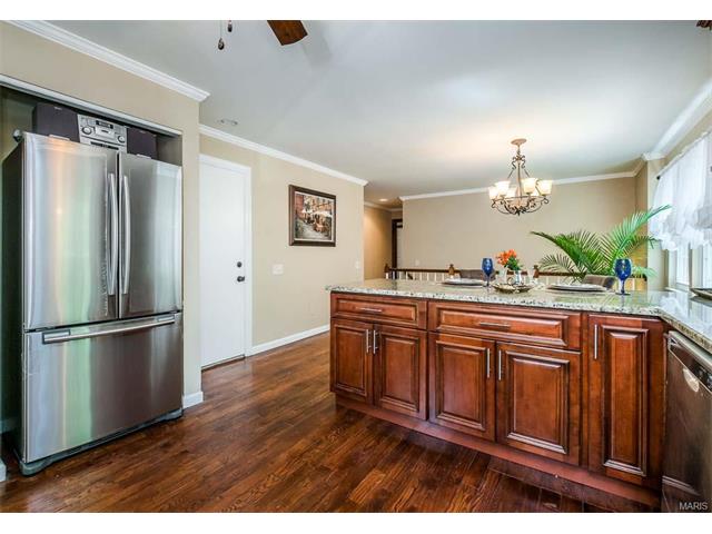829 Wheelwright Dr, Ballwin, MO 63021 photo 25