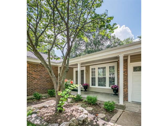 829 Wheelwright Dr, Ballwin, MO 63021 photo 4