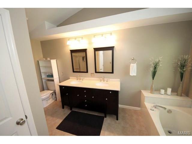 129 Arabian Path, Saint Peters, MO 63376 photo 20